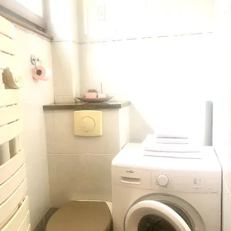 Cigogneau شقة